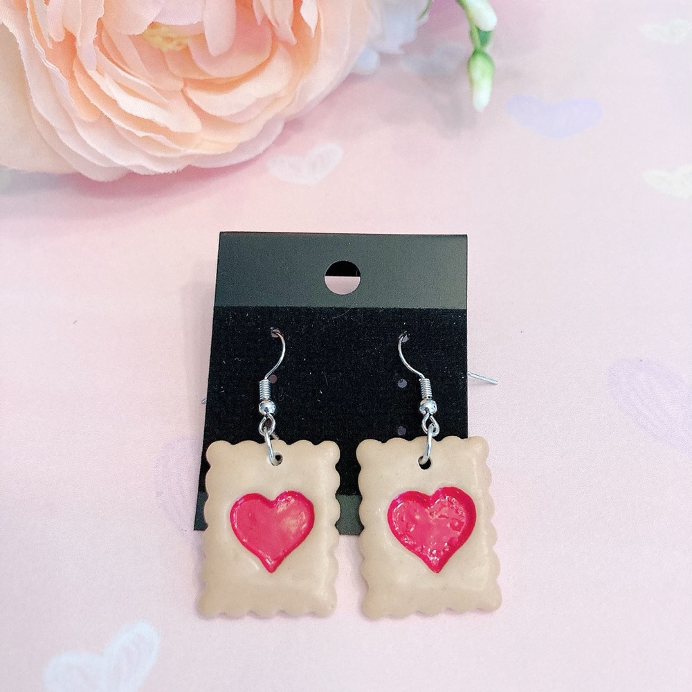 Cookie heart shaped earrings